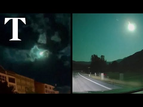 Spectacular meteor illuminates night sky in Turkey